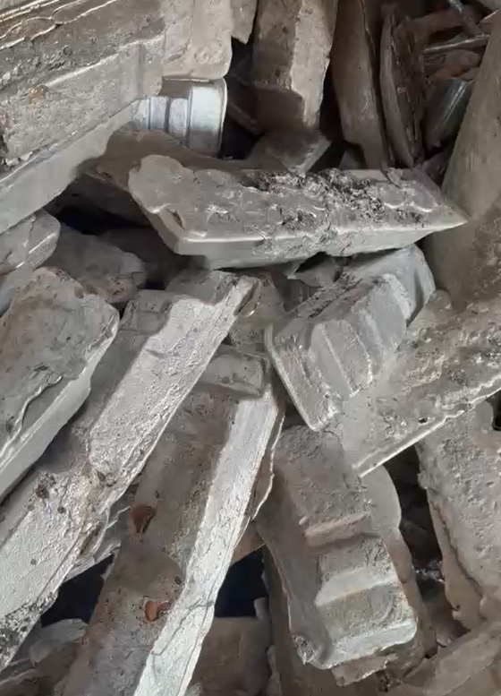 Processed aluminium scrap blocks